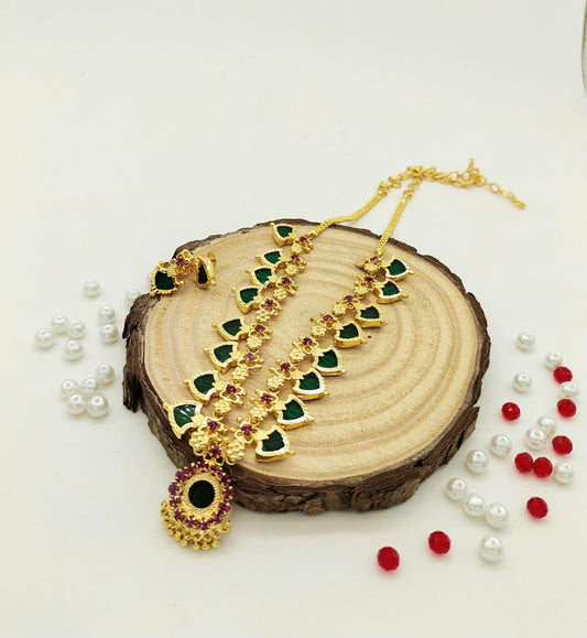 Green palakka necklace with stud